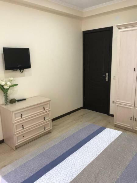 Apartments By The Sea บาทูมิ ภายนอก รูปภาพ